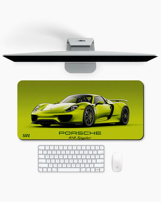 Track Titan Porsche 918 in Hypergreen Deskmat